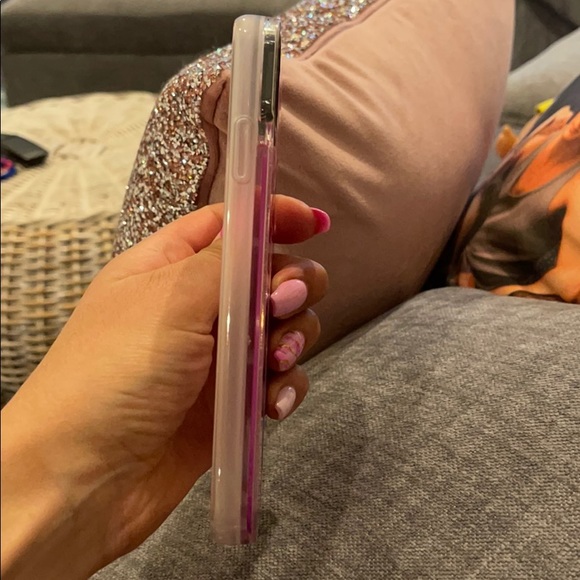 Phone case - Picture 3 of 4